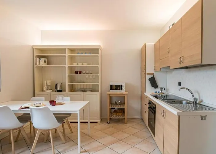 דירה Alis House *